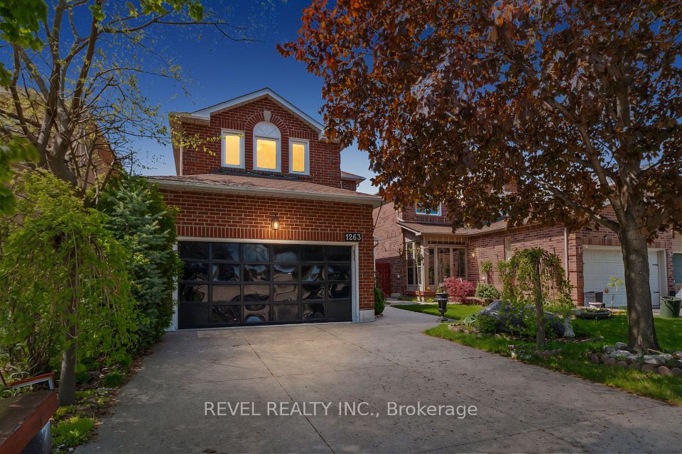 1263 Bantham Street, Mississauga, ON L5V 1Y8 at 1263 Bantham Street, Mississauga, ON L5V 1Y8, Mississauga, ON, L5V 1Y8