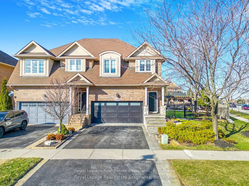 Semi-Detached  at 2388 Stone Glen Crescent, Oakville, ON L6M 0C7, Oakville