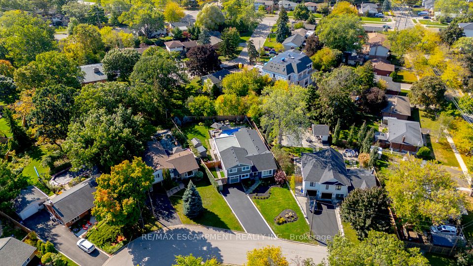 296 Kent Crescent, Burlington, ON L7L 4T1 at 296 Kent Crescent, Burlington, ON L7L 4T1, Burlington, ON, L7L 4T1