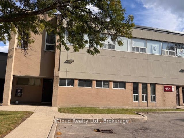 1312 Britannia East Road 4&5, Mississauga, ON L4W 1C8