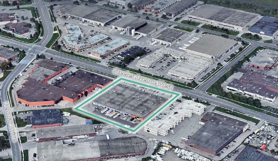 5601 Steeles Avenue W 4, Toronto W05, ON M9L 1S7