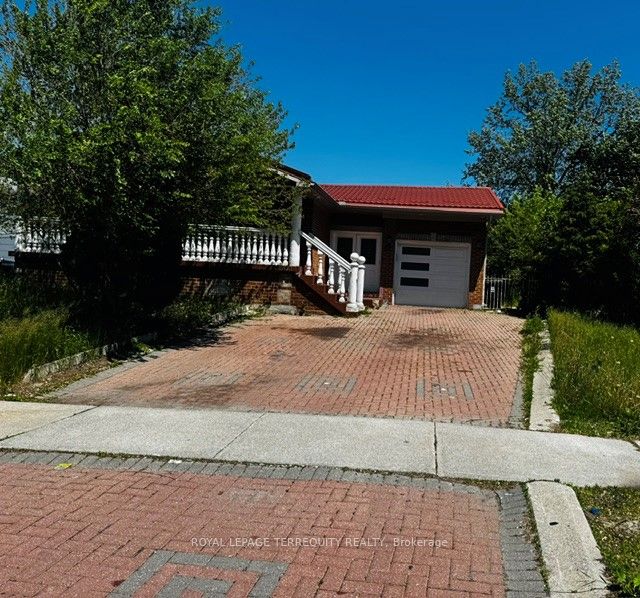 46 Orpington Crescent, Toronto, ON M9V 3E4 at 46 Orpington Crescent, Toronto, ON M9V 3E4, Toronto W10, ON, M9V 3E4
