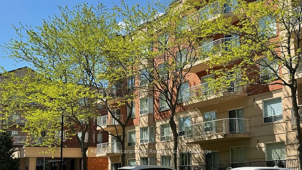 5188 Lakeshore Road 310, Burlington, ON L7L 6P4 at 5188 Lakeshore Road 310, Burlington, ON L7L 6P4, Burlington, ON, L7L 6P4