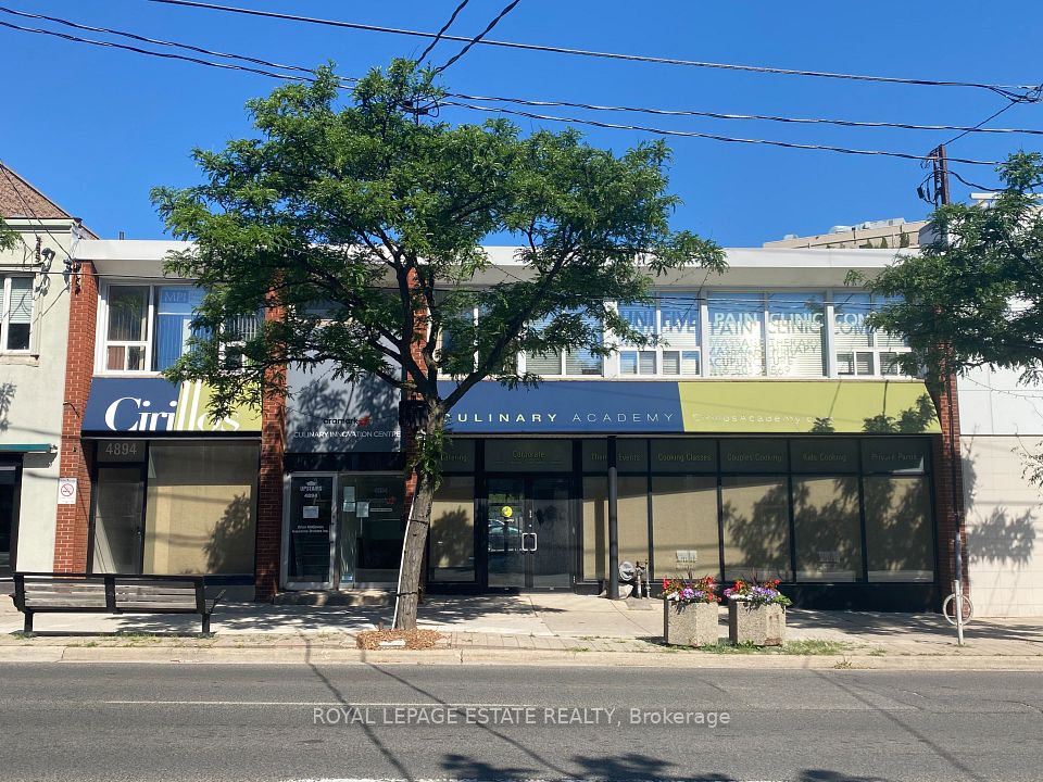 4894-4896 Dundas Street W 202A, Toronto W08, ON M9A 1B5