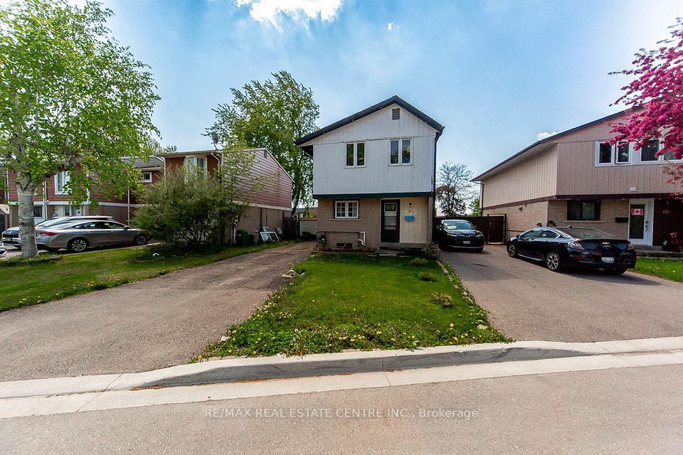 12 Greenhills Square, Brampton, ON L6S 2J4 at 12 Greenhills Square, Brampton, ON L6S 2J4, Brampton, ON, L6S 2J4