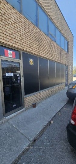 94 Kenhar Drive 21, Toronto W05, ON M9L 1N2