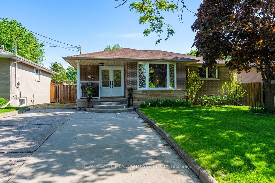 26 Moultrey Crescent, Halton Hills, ON L7G 4N5 at 26 Moultrey Crescent, Halton Hills, ON L7G 4N5, Halton Hills, ON, L7G 4N5