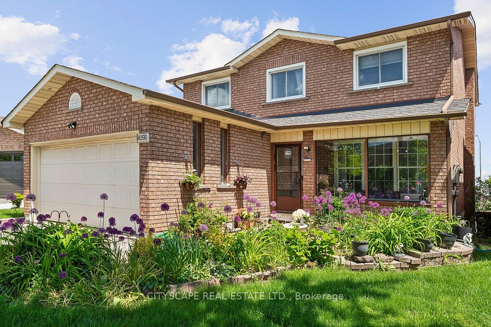 4356 Wakefield Crescent, Mississauga, ON L5C 4N2 at 4356 Wakefield Crescent, Mississauga, ON L5C 4N2, Mississauga, ON, L5C 4N2