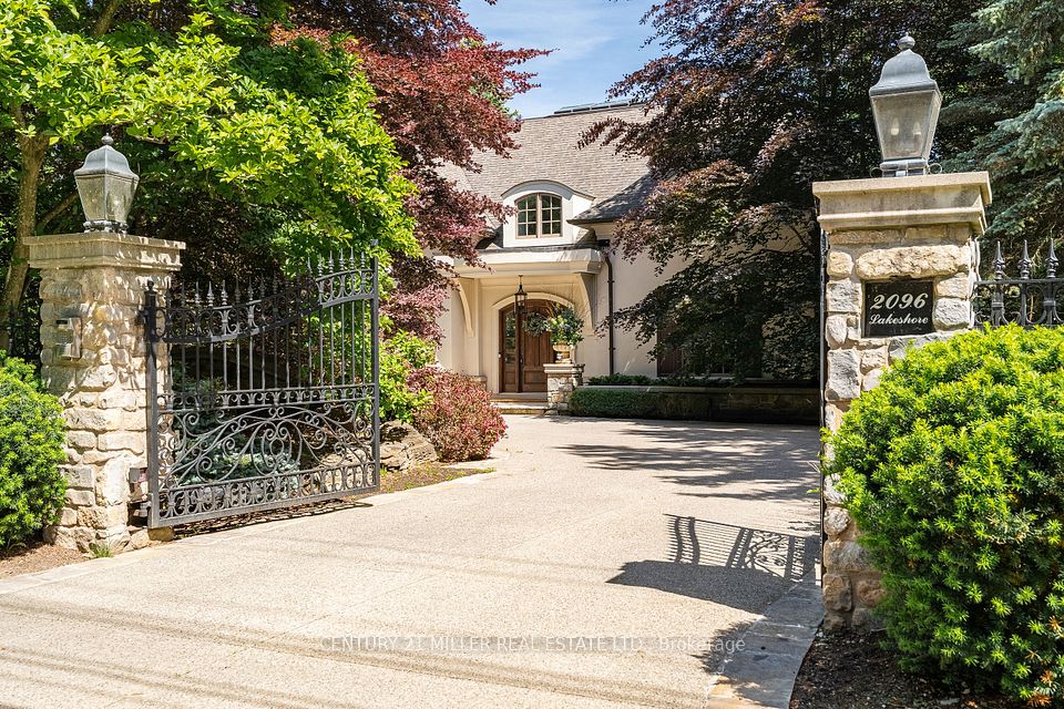 2096 Lakeshore Road E, Oakville, ON L6J 1M3 at 2096 Lakeshore Road E, Oakville, ON L6J 1M3, Oakville, ON, L6J 1M3