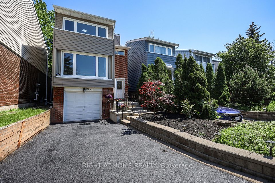 2126 Millway Gate, Mississauga, ON L5L 1R3 at 2126 Millway Gate, Mississauga, ON L5L 1R3, Mississauga, ON, L5L 1R3
