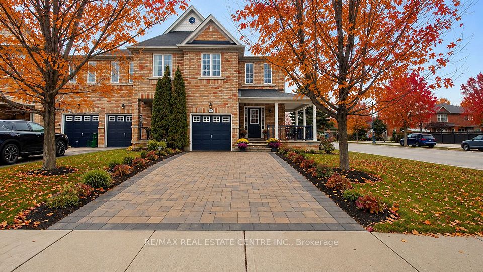 Att/Row/Townhouse at 3941 Stardust Drive, Mississauga, ON L5M 8A4, Mississauga