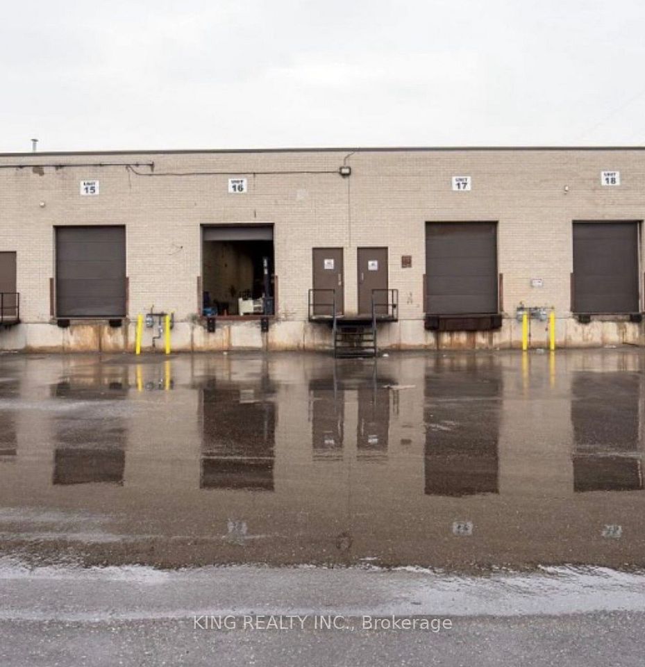 67 Westmore Drive 13, Toronto W10, ON M9V 3Y6