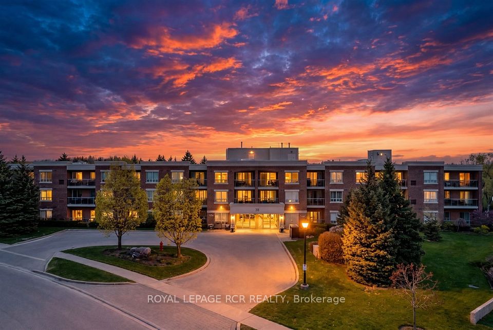Condo Apartment at 35 Via Rosedale Way 113, Brampton, ON L6R 3J9, Brampton