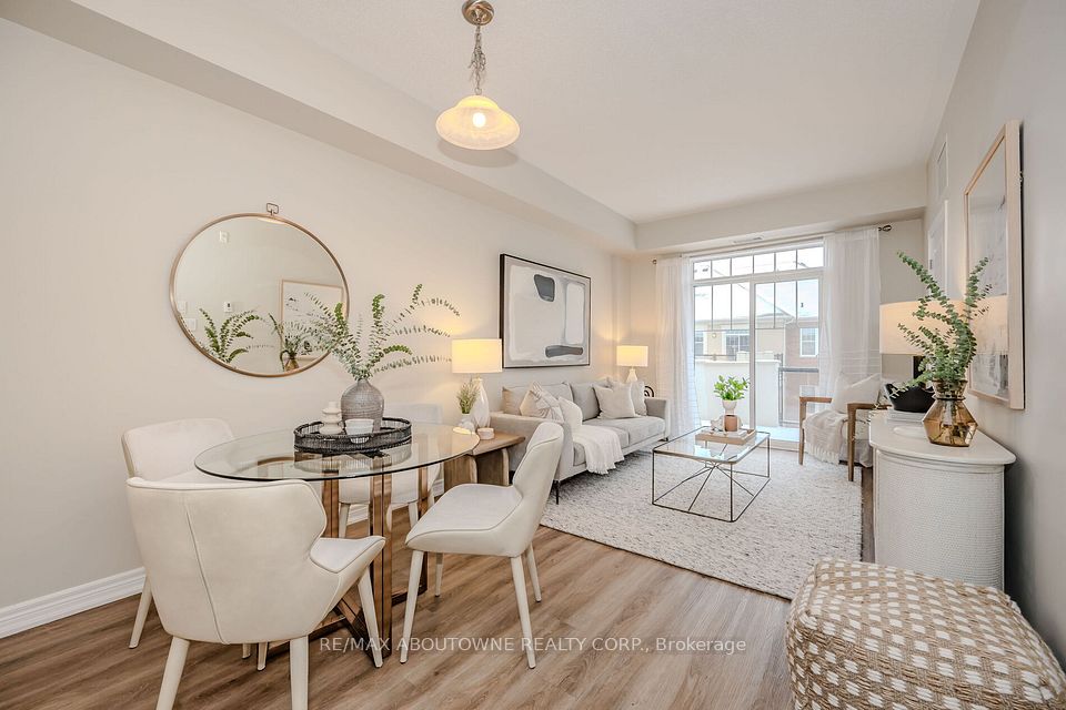 269 Georgian Drive 312, Oakville, ON L6H 0L1
