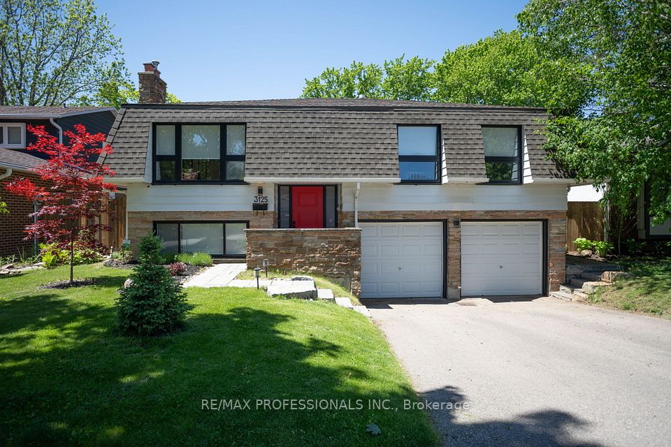 3125 Riverview Street, Oakville, ON L6L 5J6