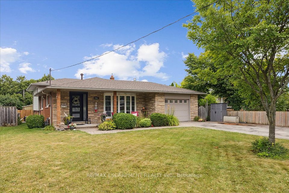 755 Parker Crescent, Burlington, ON L7R 3A5 at 755 Parker Crescent, Burlington, ON L7R 3A5, Burlington, ON, L7R 3A5