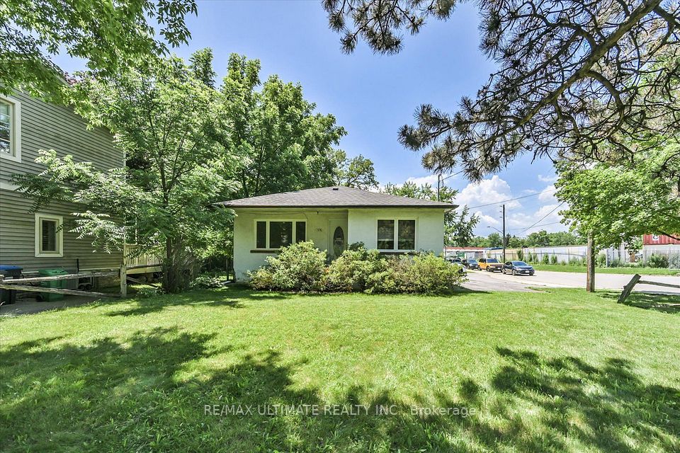 1076 Dixie Road, Mississauga, ON L5E 2P4 at 1076 Dixie Road, Mississauga, ON L5E 2P4, Mississauga, ON, L5E 2P4