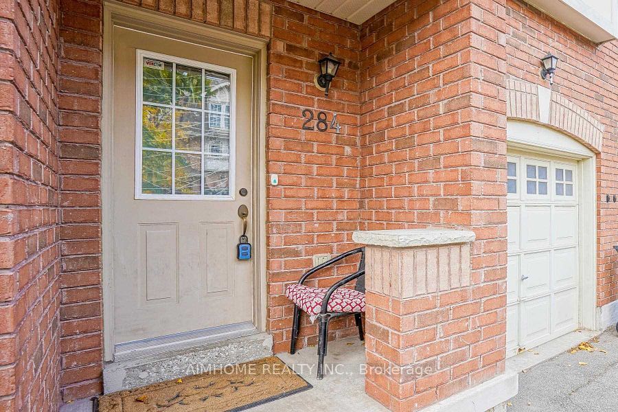 Att/Row/Townhouse at 3030 Breakwater Court 284, Mississauga, ON L5B 4N6, Mississauga