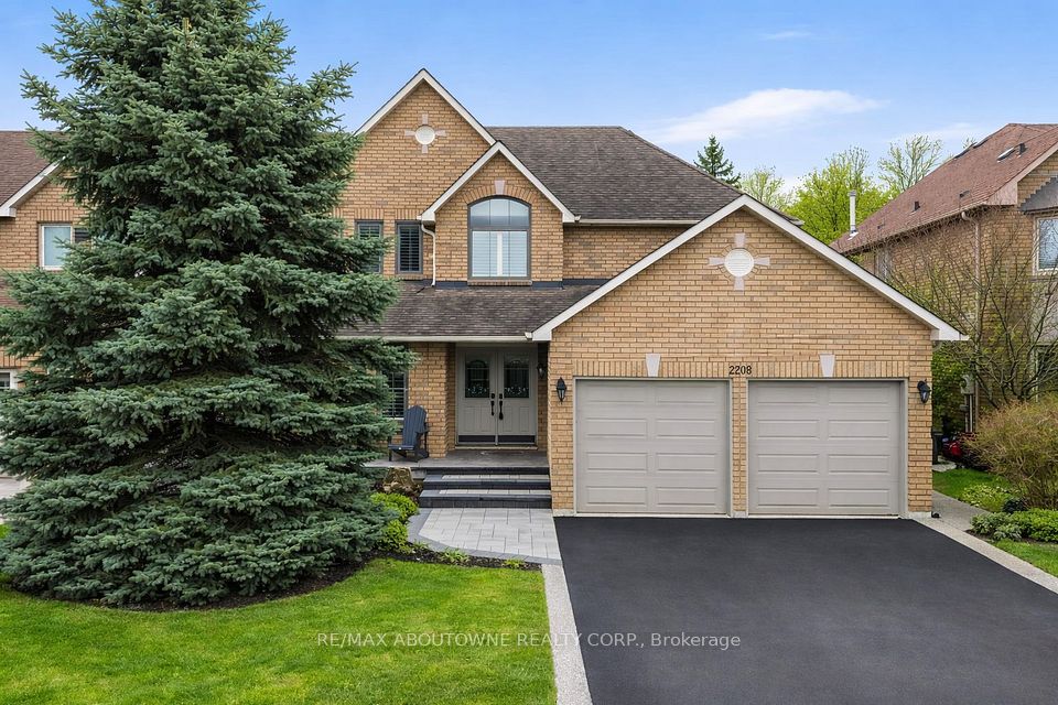 2208 Brays Lane, Oakville, ON L6M 3J7 at 2208 Brays Lane, Oakville, ON L6M 3J7, Oakville, ON, L6M 3J7