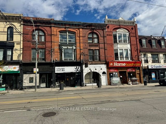 1378 Queen Street W, Toronto W01, ON M6K 1L7