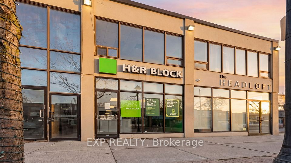 258 Lakeshore Road E, Mississauga, ON L5G 1G9