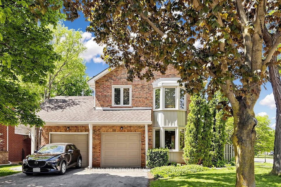 1120 Potters Wheel Crescent, Oakville, ON L6M 1J2 at 1120 Potters Wheel Crescent, Oakville, ON L6M 1J2, Oakville, ON, L6M 1J2