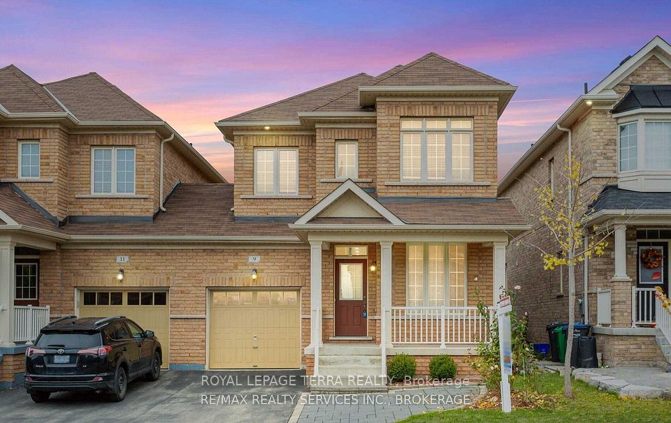 Semi-Detached at 9 Chesterwood Crescent, Brampton, ON L6Y 0Z3, Brampton