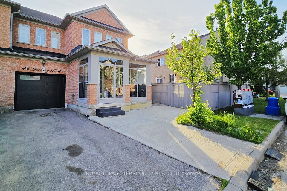 Att/Row/Townhouse at 44 Iceberg Trail, Brampton, ON L6R 0J7, Brampton