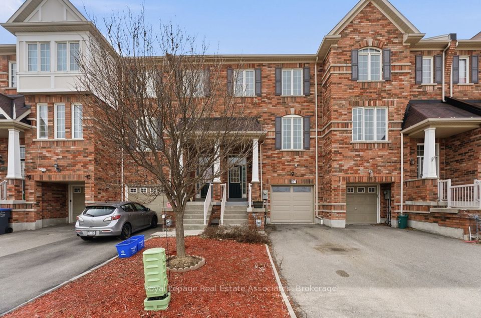 647 Courtney Valley Road, Mississauga, ON L5V 0C4 at 647 Courtney Valley Road, Mississauga, ON L5V 0C4, Mississauga, ON, L5V 0C4