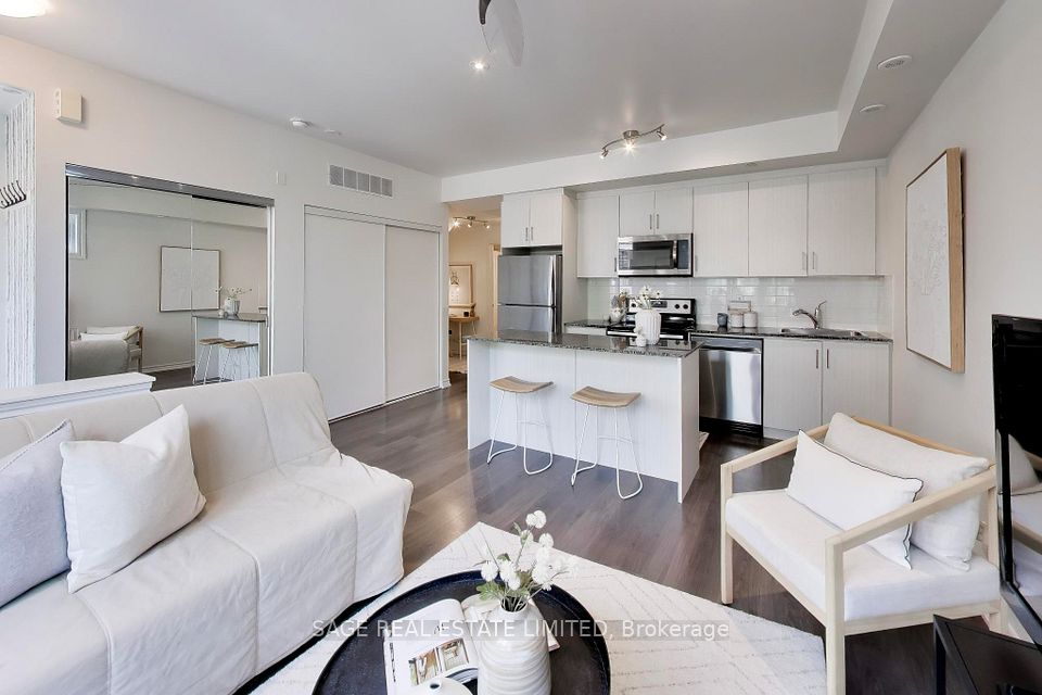130 Long Branch Avenue 2, Toronto, ON M8W 0B2 at 130 Long Branch Avenue 2, Toronto, ON M8W 0B2, Toronto W06, ON, M8W 0B2