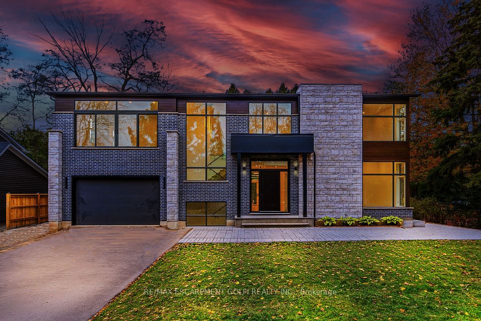 135 Secord Lane, Burlington, ON L7L 2H6 at 135 Secord Lane, Burlington, ON L7L 2H6, Burlington, ON, L7L 2H6