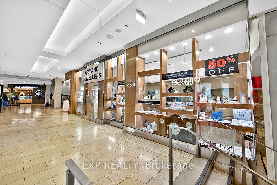 100 City Centre Drive 1-174, Mississauga, ON L5B 2C9