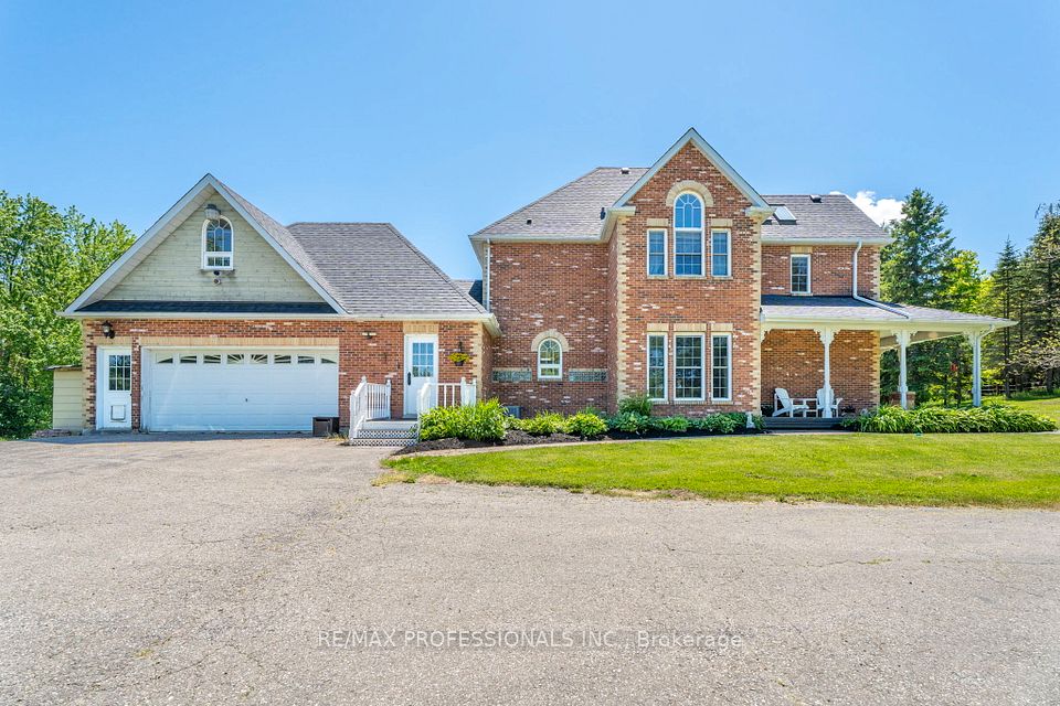Detached at 18655 Heart Lake Road, Caledon, ON L7K 2A5, Caledon