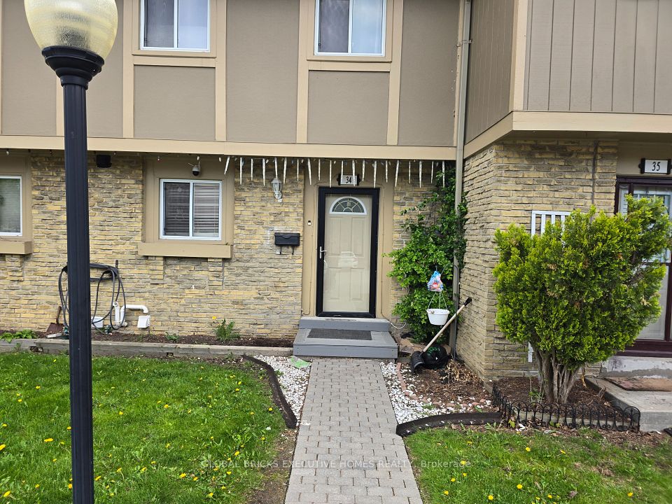 57 Hansen Road N 34, Brampton, ON L6V 3C6 at 57 Hansen Road N 34, Brampton, ON L6V 3C6, Brampton, ON, L6V 3C6