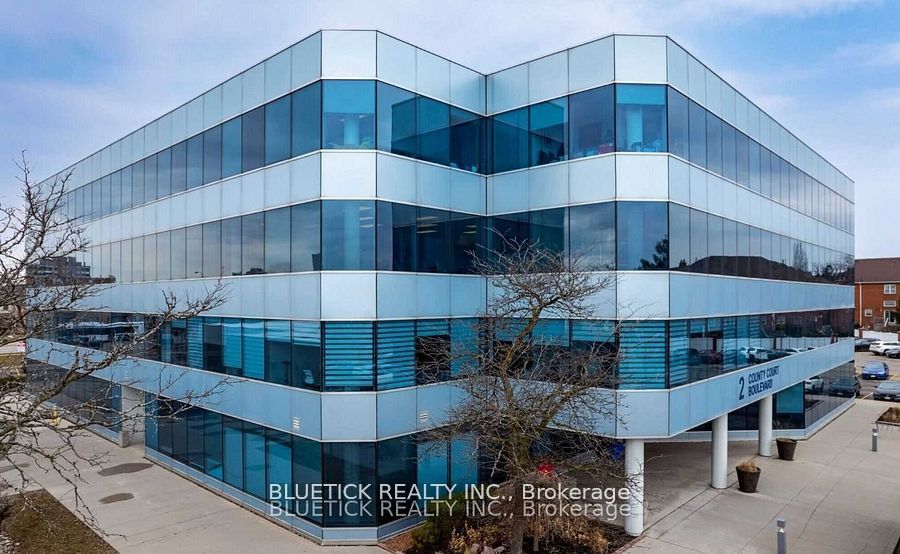 2 County Court S 100B, Brampton, ON L6W 3W8