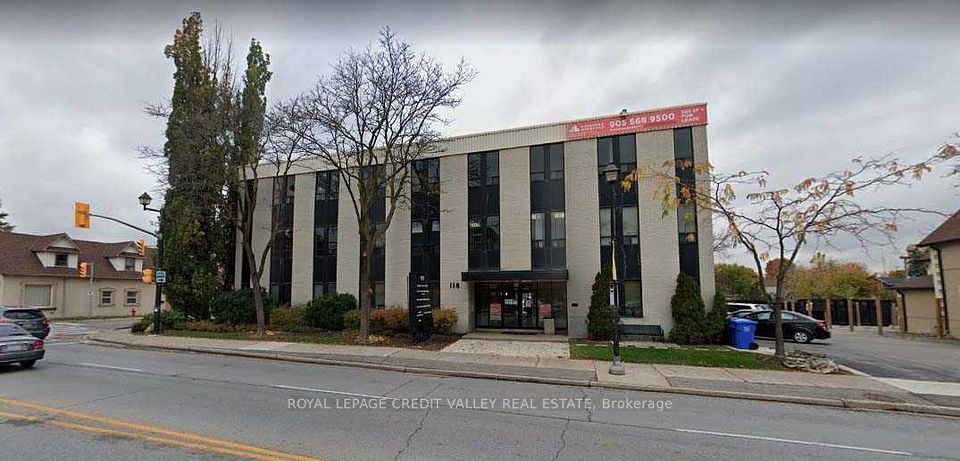 118 Queen Street W 201, Brampton, ON L6V 1B1