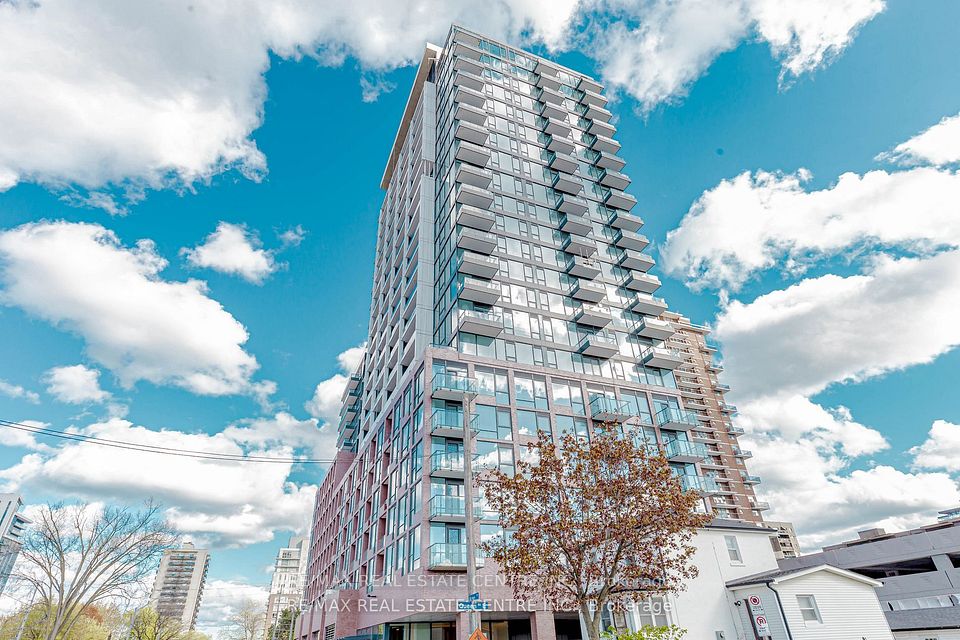 Condo Apartment at 28 Ann Street 616, Mississauga, ON L5G 3G1, Mississauga