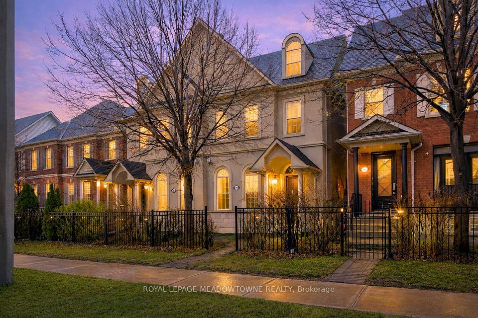 Att/Row/Townhouse at 3486 Eglinton Avenue, Mississauga, ON L5M 7P4, Mississauga