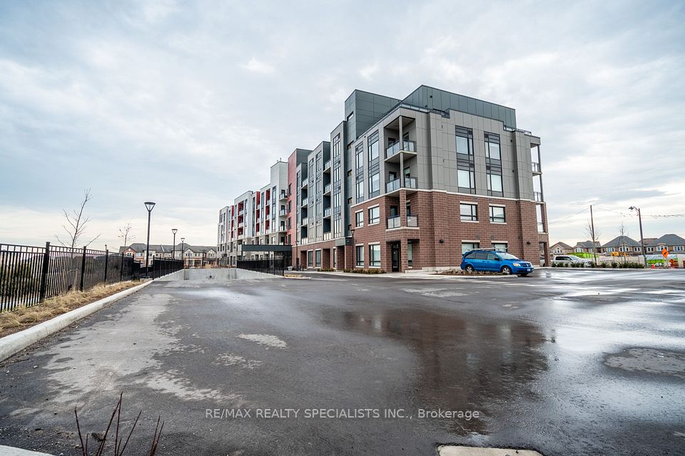 3265 CARDING MILL Trail 112, Oakville, ON L6M 5P7 at 3265 CARDING MILL Trail 112, Oakville, ON L6M 5P7, Oakville, ON, L6M 5P7