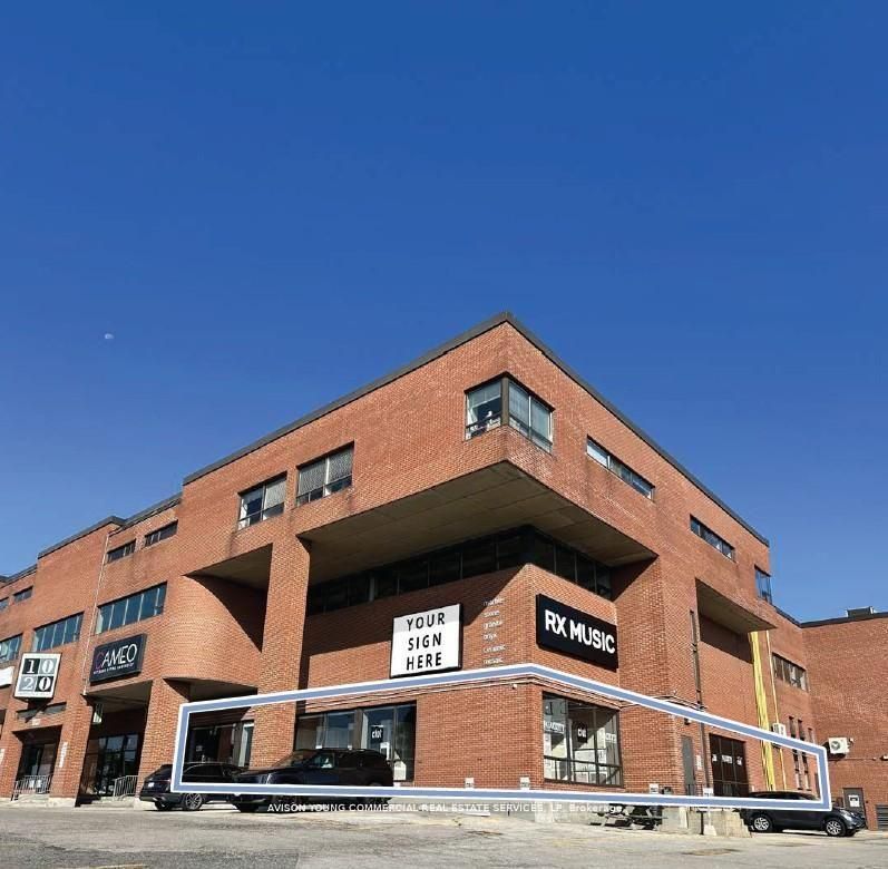 1020 Lawrence Avenue W 102, Toronto W04, ON M6A 1C8