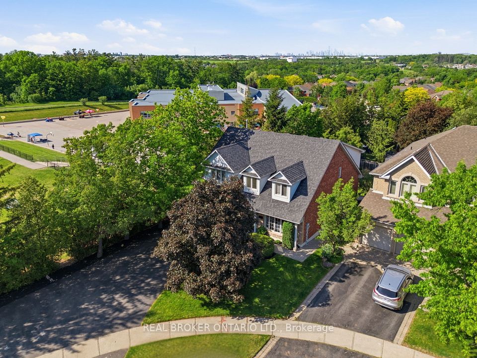2205 Shaftesbury Court, Oakville, ON L6H 6C6 at 2205 Shaftesbury Court, Oakville, ON L6H 6C6, Oakville, ON, L6H 6C6