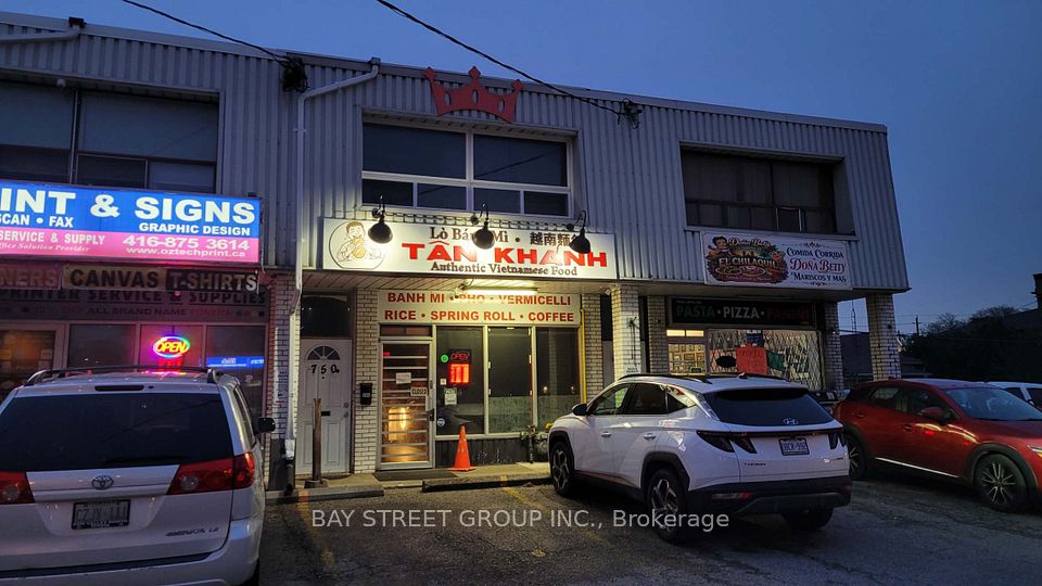 750 Wilson Avenue, Toronto W05, ON M3K 1E2