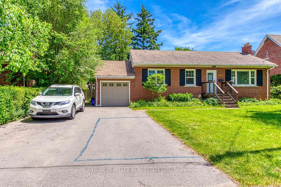 Detached at 2048 Edinburgh (Main Level) Drive, Burlington, ON L7R 2C9, Burlington