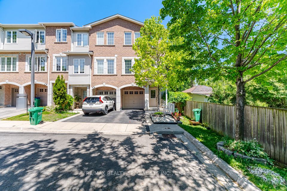 3071 Treadwells Drive 1, Mississauga, ON L4X 1L5 at 3071 Treadwells Drive 1, Mississauga, ON L4X 1L5, Mississauga, ON, L4X 1L5