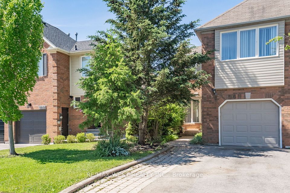 1216 Leewood Drive, Oakville, ON L6M 3B3 at 1216 Leewood Drive, Oakville, ON L6M 3B3, Oakville, ON, L6M 3B3