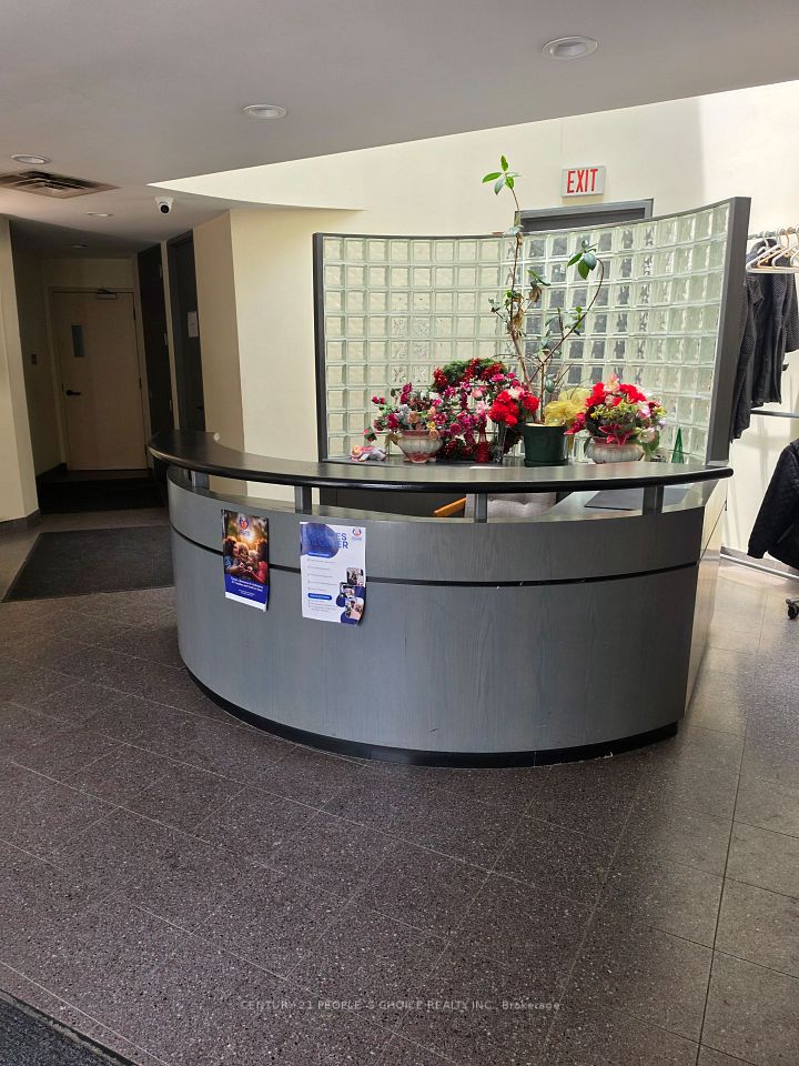 14 Haas Road 204, Toronto W10, ON M9W 3A2