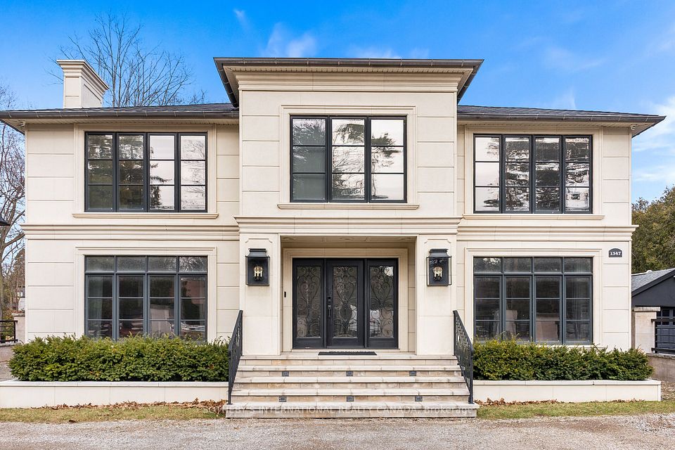 1347 Queen Victoria Avenue, Mississauga, ON L5N 3N2 at 1347 Queen Victoria Avenue, Mississauga, ON L5N 3N2, Mississauga, ON, L5N 3N2