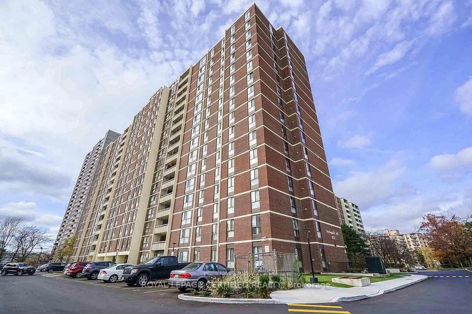3170 Kirwin Avenue E 204, Mississauga, ON L5A 3R1 at 3170 Kirwin Avenue E 204, Mississauga, ON L5A 3R1, Mississauga, ON, L5A 3R1