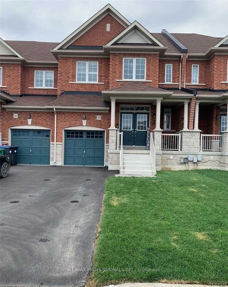 44 VILLADOWNS Trail, Brampton, ON L6R 3V7 at 44 VILLADOWNS Trail, Brampton, ON L6R 3V7, Brampton, ON, L6R 3V7
