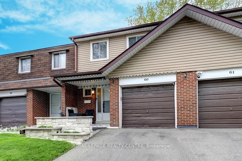3025 Cedarglen Gate 60, Mississauga, ON L5C 2V7 at 3025 Cedarglen Gate 60, Mississauga, ON L5C 2V7, Mississauga, ON, L5C 2V7